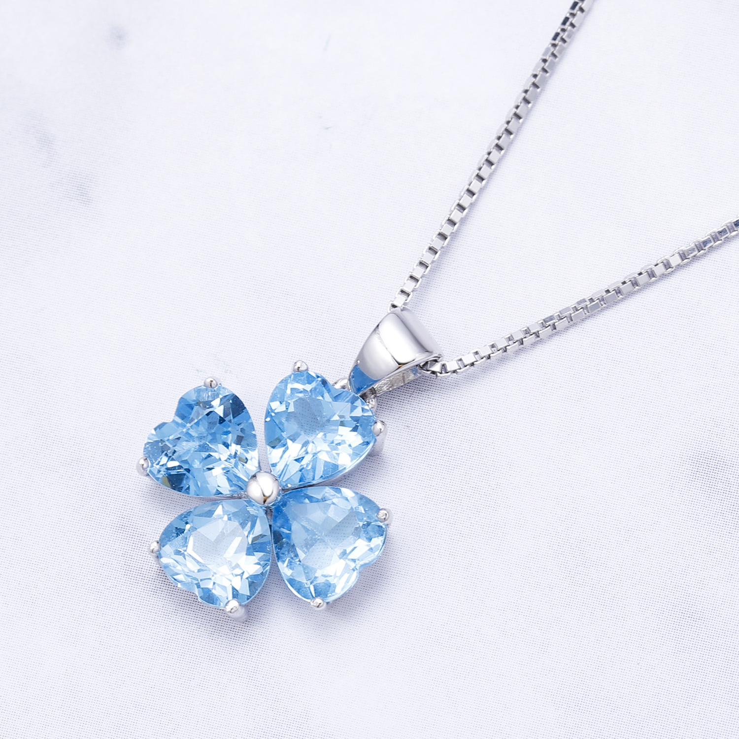 GEM'S BALLET 0.95ct Natural Sw - Red Clover Flower ulasan dan harga